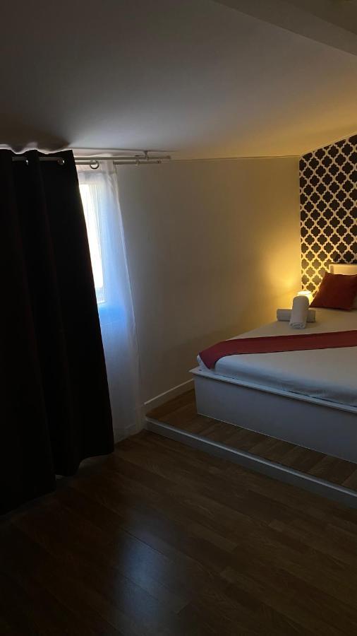 Hostel Brandao House Caparica Exteriér fotografie